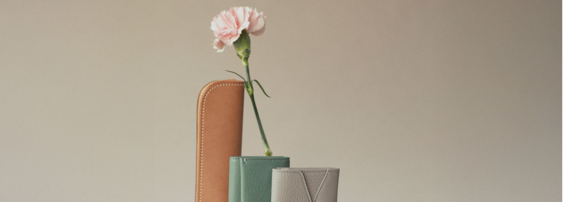 Elegant Gifts Under $180