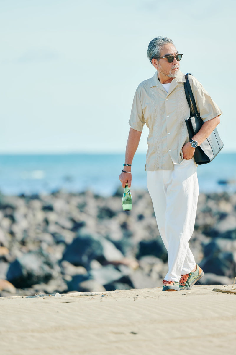 Uncle Tony’s Getaway with Waterproof Essentials, Tsuchiya Kaban