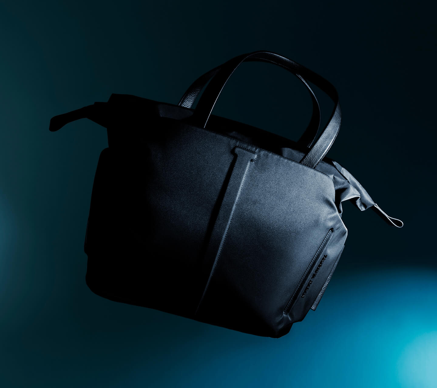 60Solid Tote Bag